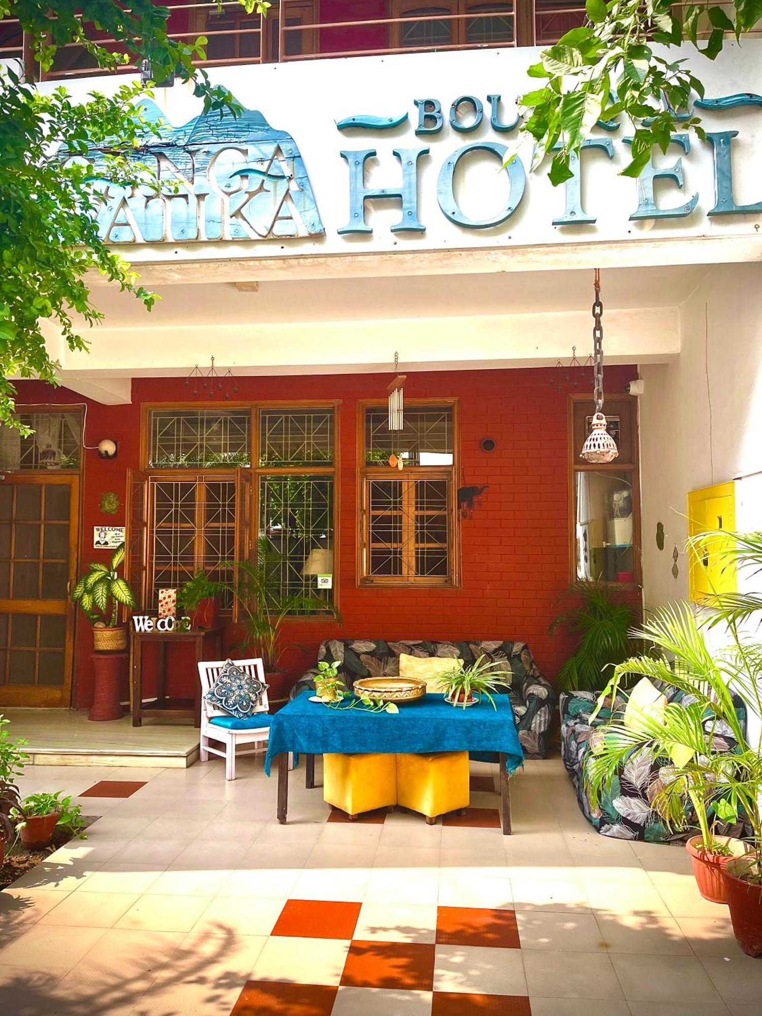 Ganga Vatika Boutique Hotel, ริชิเคช ภายนอก รูปภาพ