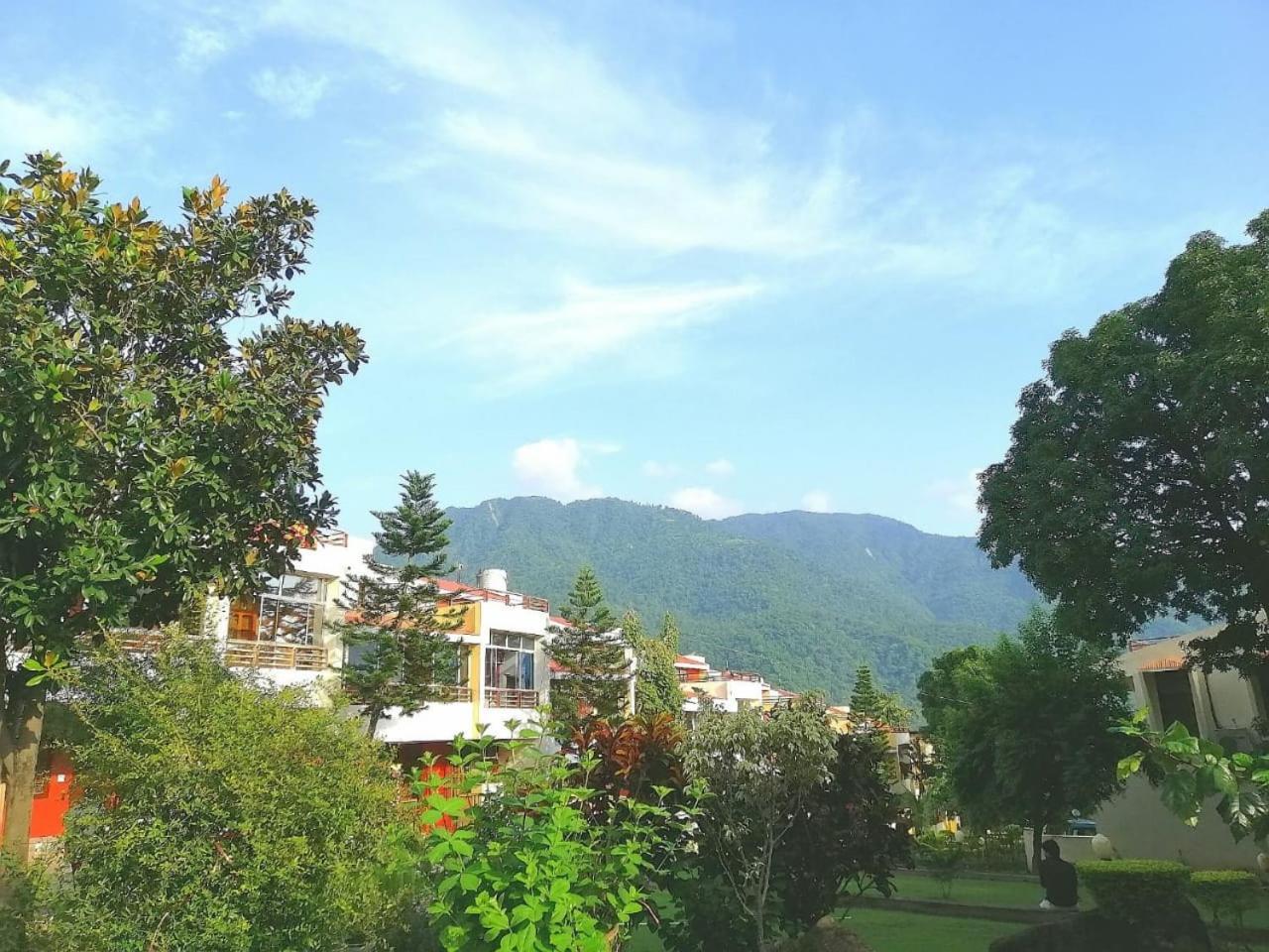 Ganga Vatika Boutique Hotel, ริชิเคช ภายนอก รูปภาพ