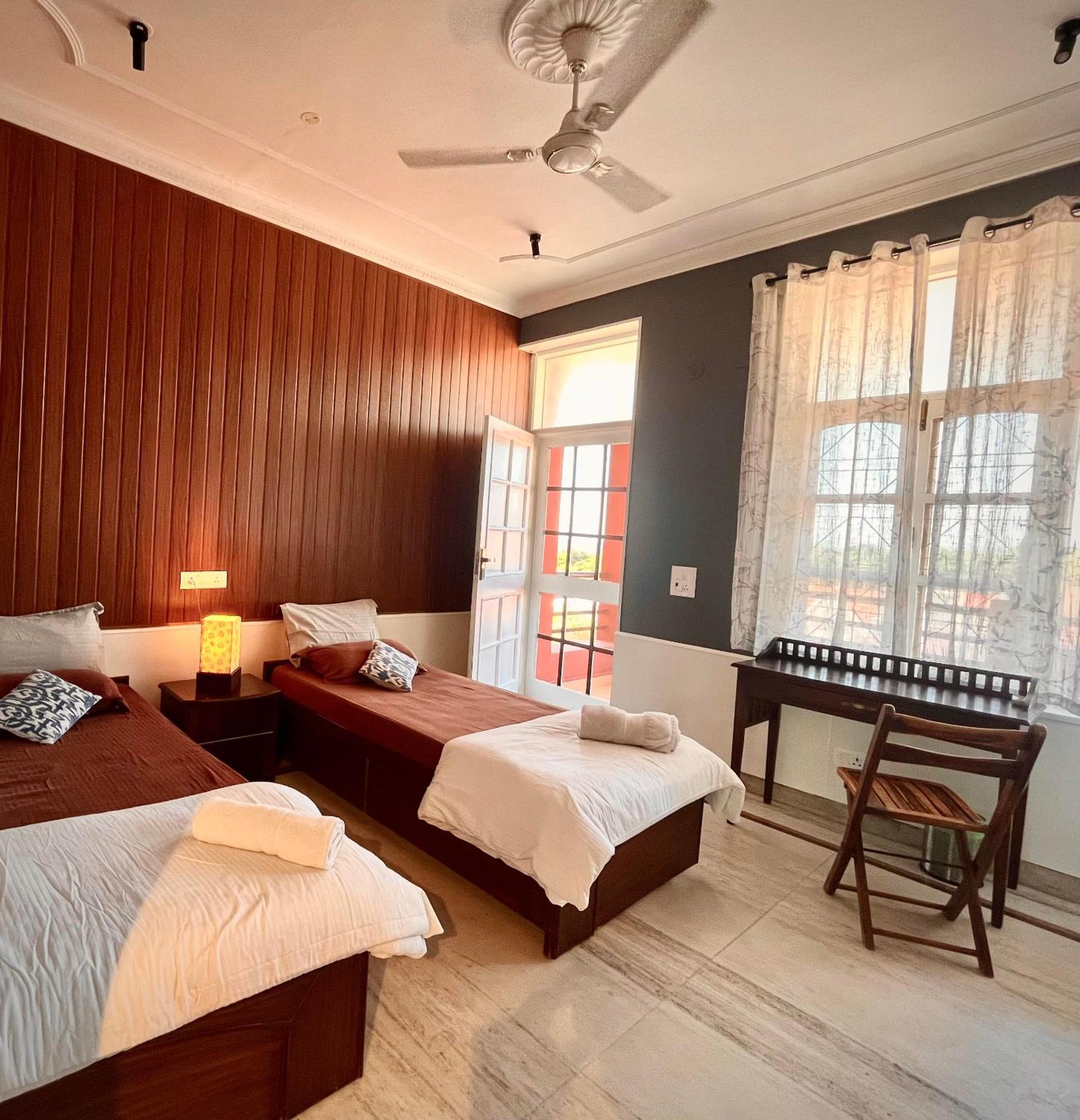 Ganga Vatika Boutique Hotel, ริชิเคช ภายนอก รูปภาพ